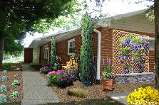 Garden design: Garden design:Front right side