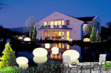 Garden design:Moonlight Floating Outdoor Patio Orb Lights