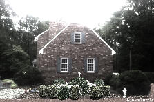 Garden design:Mills Bluff Side Garden by Garage